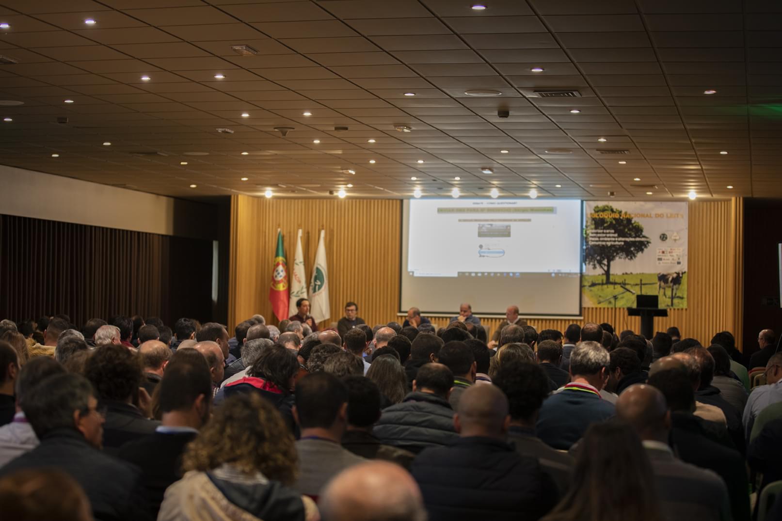 Col&oacute;quio Nacional do Leite